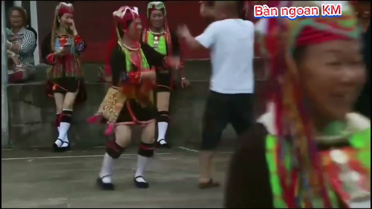 ngày 23 tháng 7, 2025 kêm mun hát từ ca sĩ quay vằn hát kể về hết bão cùng nhau vào nhóm hát đi