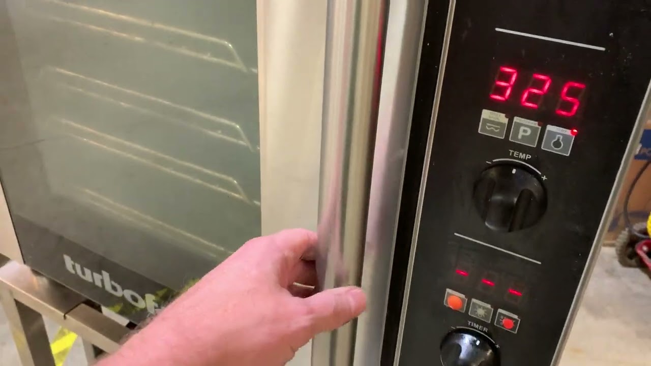 GovDeals: Moffat E31D4 Turbofan Convection Oven (ID #) (J7-2