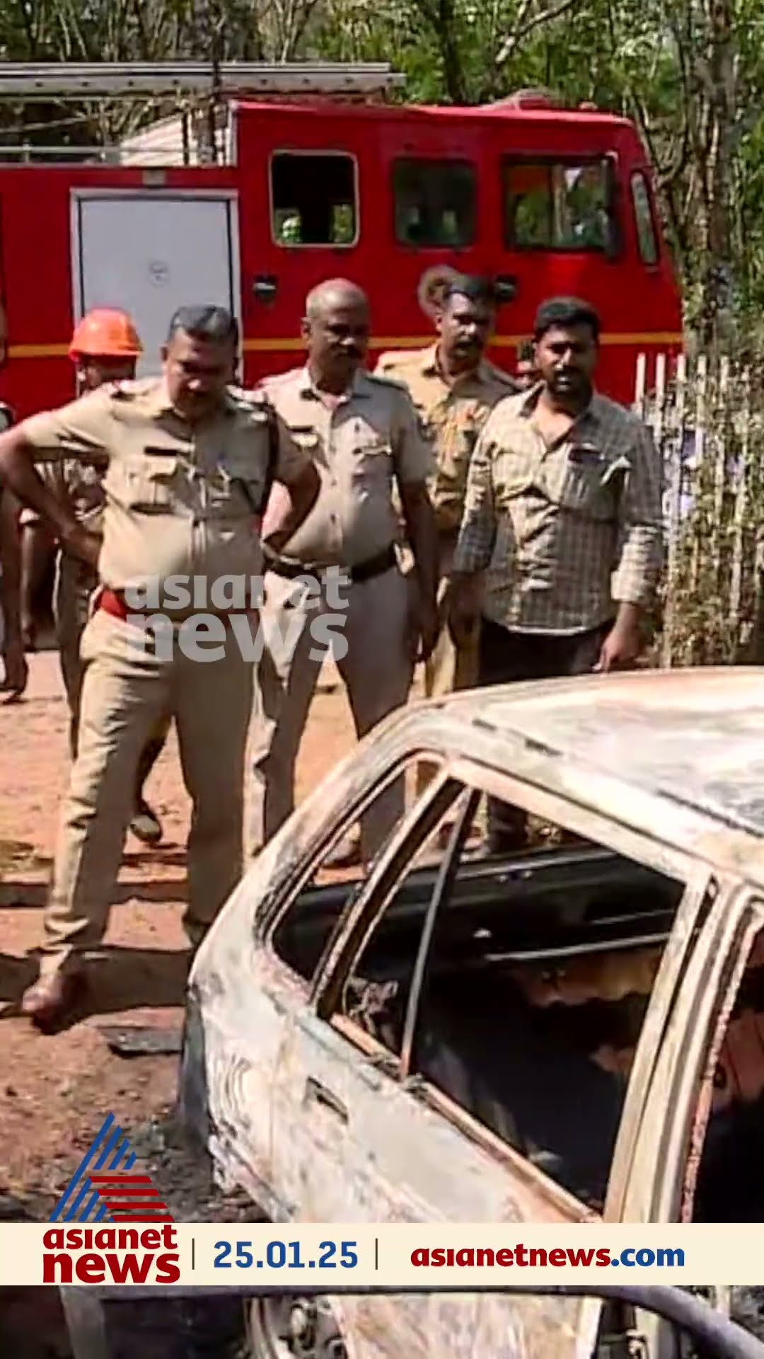 തൊടുപുഴയിൽ കാറിന് തീപിടിച്ചു, കാറിനുള്ളിൽ കത്തികരിഞ്ഞ നിലയിൽ മൃതദേഹം