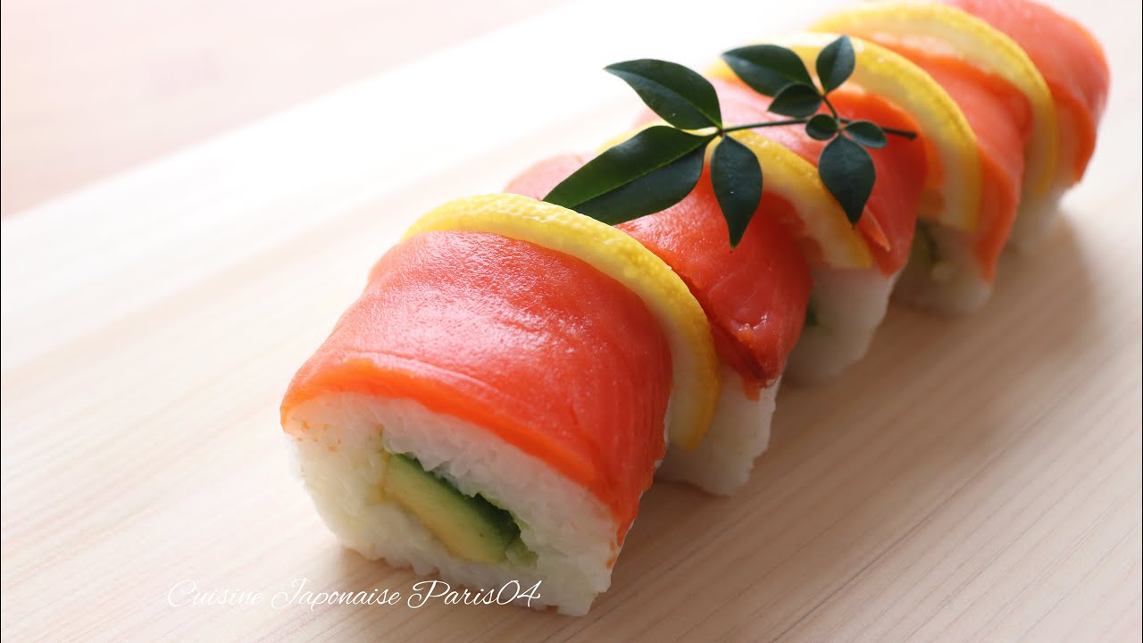 Recette Maki au saumon fumé et à l'avocat  I Sushi  I Cuisine Japonaise Paris 04