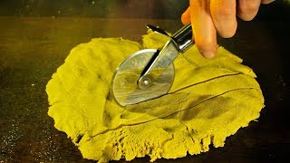 ASMR Kinetic Sand Crunching & Slicing Sounds! (Binaural) screenshot 1