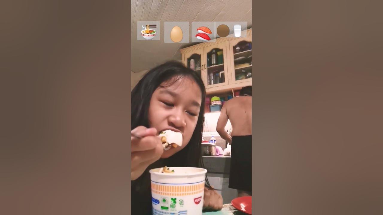 eating food in order ig