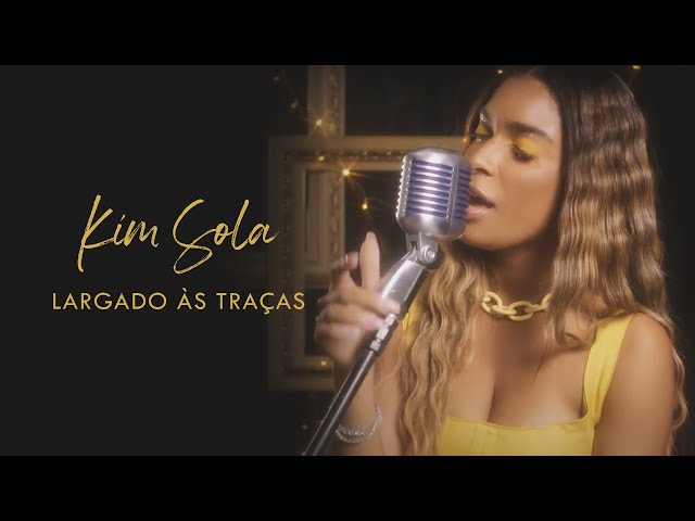 Kim Sola - Largado Às Traças (Zé Neto u0026 Cristiano) VERSÃO GRINGA (Vídeo Oficial) class=