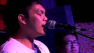 Video thumbnail of "SILENT SANCTUARY - Kundiman"