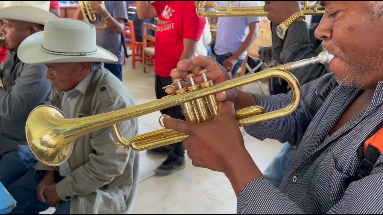 ME QUITO EL SOMBRERO Y ME PONGO DE PIE ANTE LA CALIDAD DE ESTE TOMPETISTA😱😱 - B. Sta Cecilia de Moyo