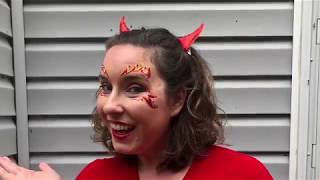 Last Minute Halloween Look: Simple Devil Look