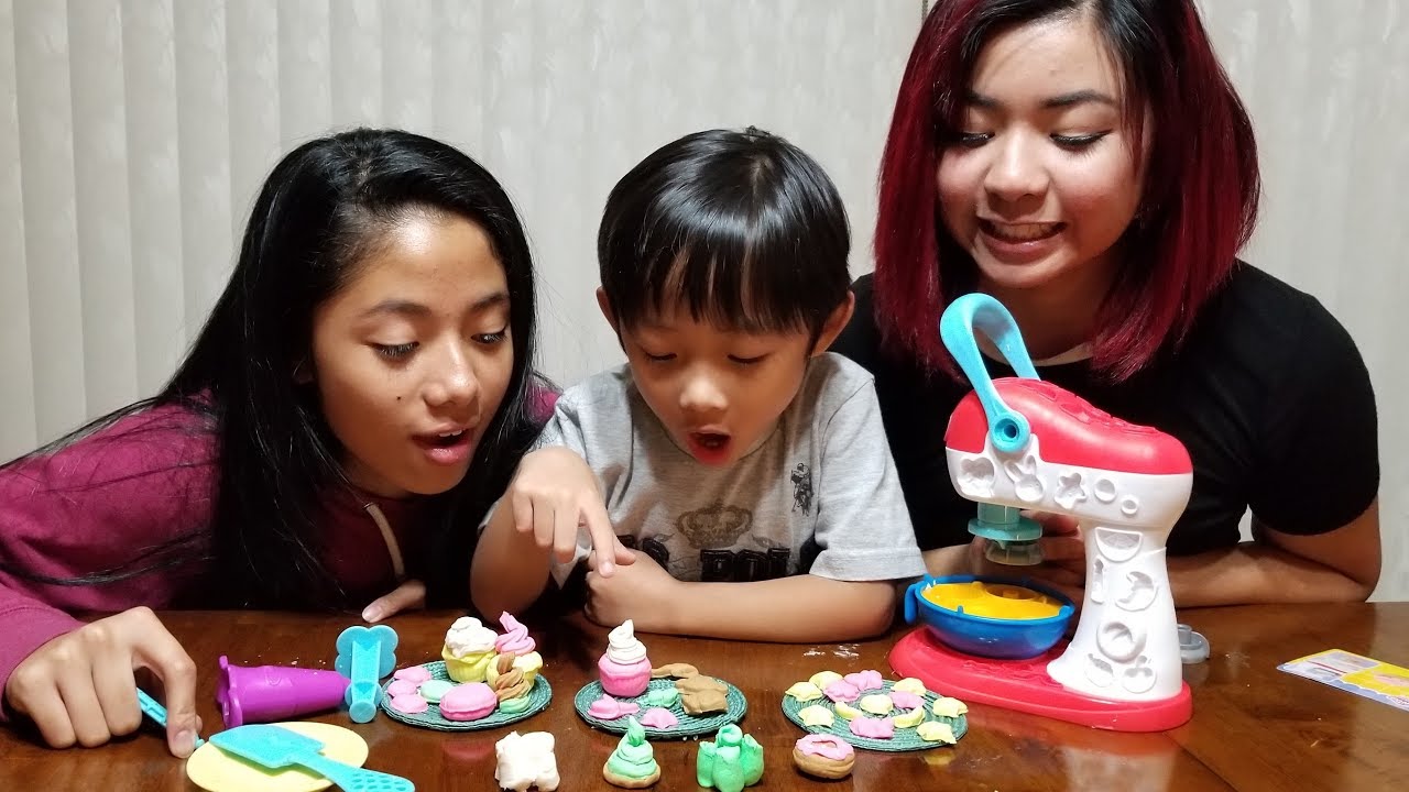 play doh kitchen creations mixer