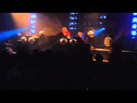 Dj Ruffneck [Mindcontroller - Re-Live the Past]