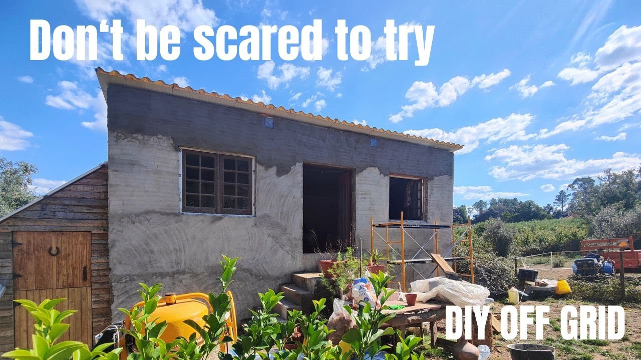 Этот заброшенный коровник однажды станет нашим ДОМОМ.