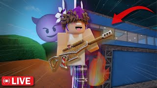 PLAYING ROBLOX! 😍 | 🔴MM2 LIVE🔴