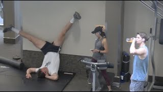 WEIRD WORKOUTS IN THE GYM PRANK!