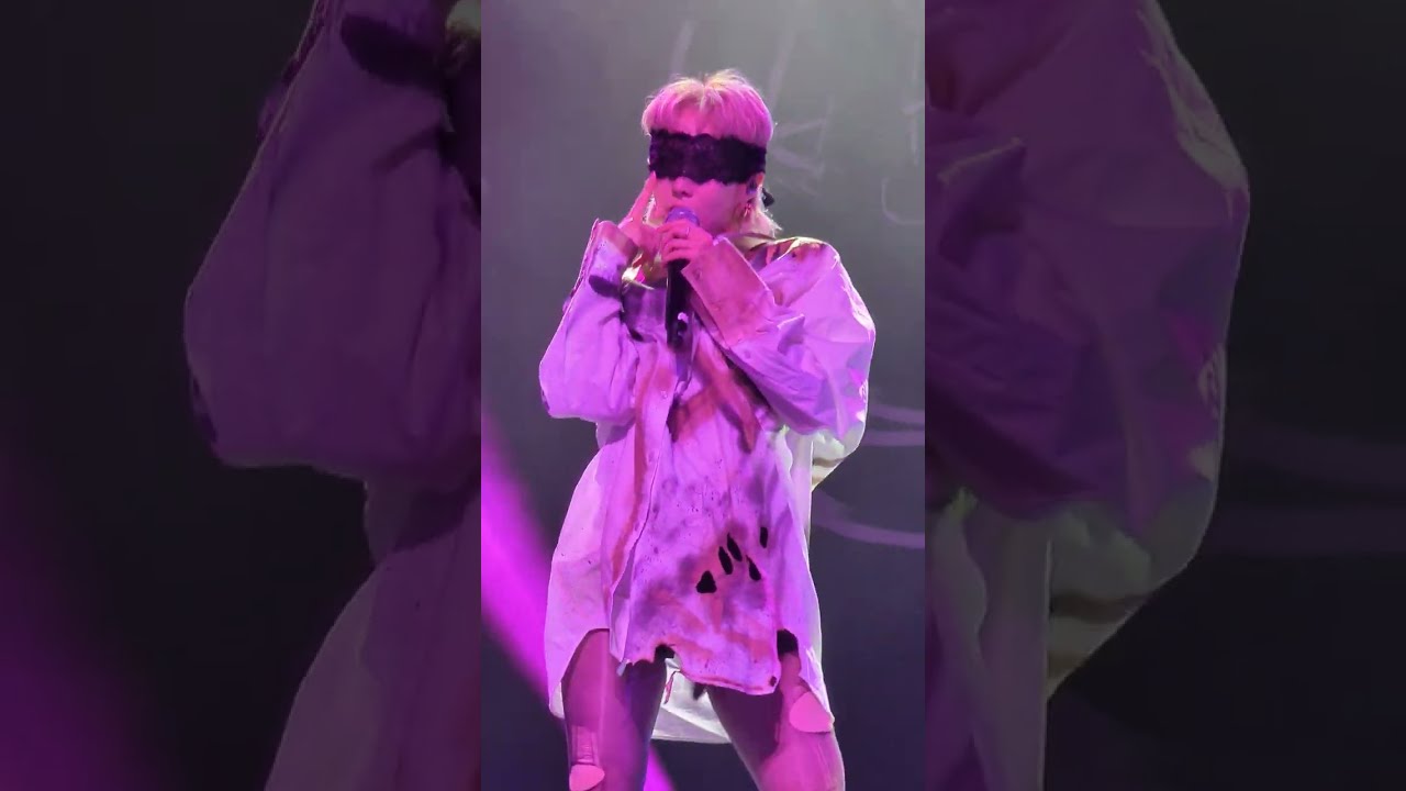 EVERGLOW (에버글로우) Mia - I Shot Cupid | St Petersburg 231110 | ALL MY GIRLS Tour