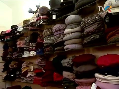 Videó: Női kalapok az őszi-téli 2021-2022