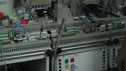 PROGRAMACION DEL ROBOT RV-2AJ DE MITSUBISHI.