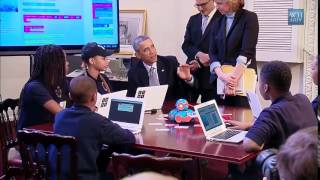 Students Teach Obama Coding At “Hour of Code” Event