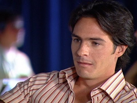 Video: Mauricio Ochmann Nilai Bersih: Wiki, Berkahwin, Keluarga, Perkahwinan, Gaji, Adik Beradik