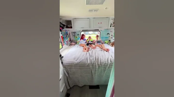 DAY in THE LIFE OF NOMAD KIDS! #nomad #familytravel