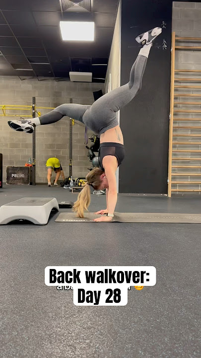 Learning a #backwalkover day 28 🥴 #backbend #backstretch #backbendchallenge #calisthenics #gymgirl
