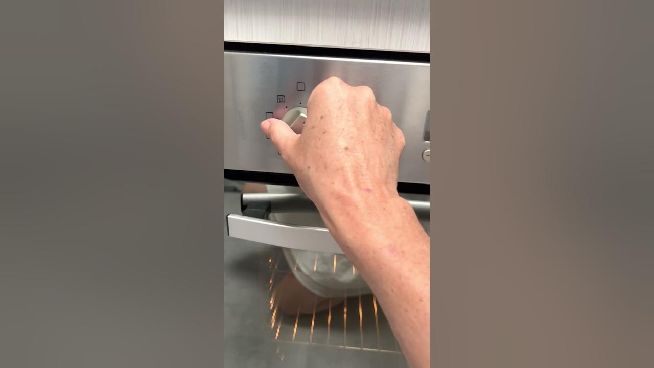 How to use the Schott Cerans cooktop, Ariston range hood & oven YouTube
