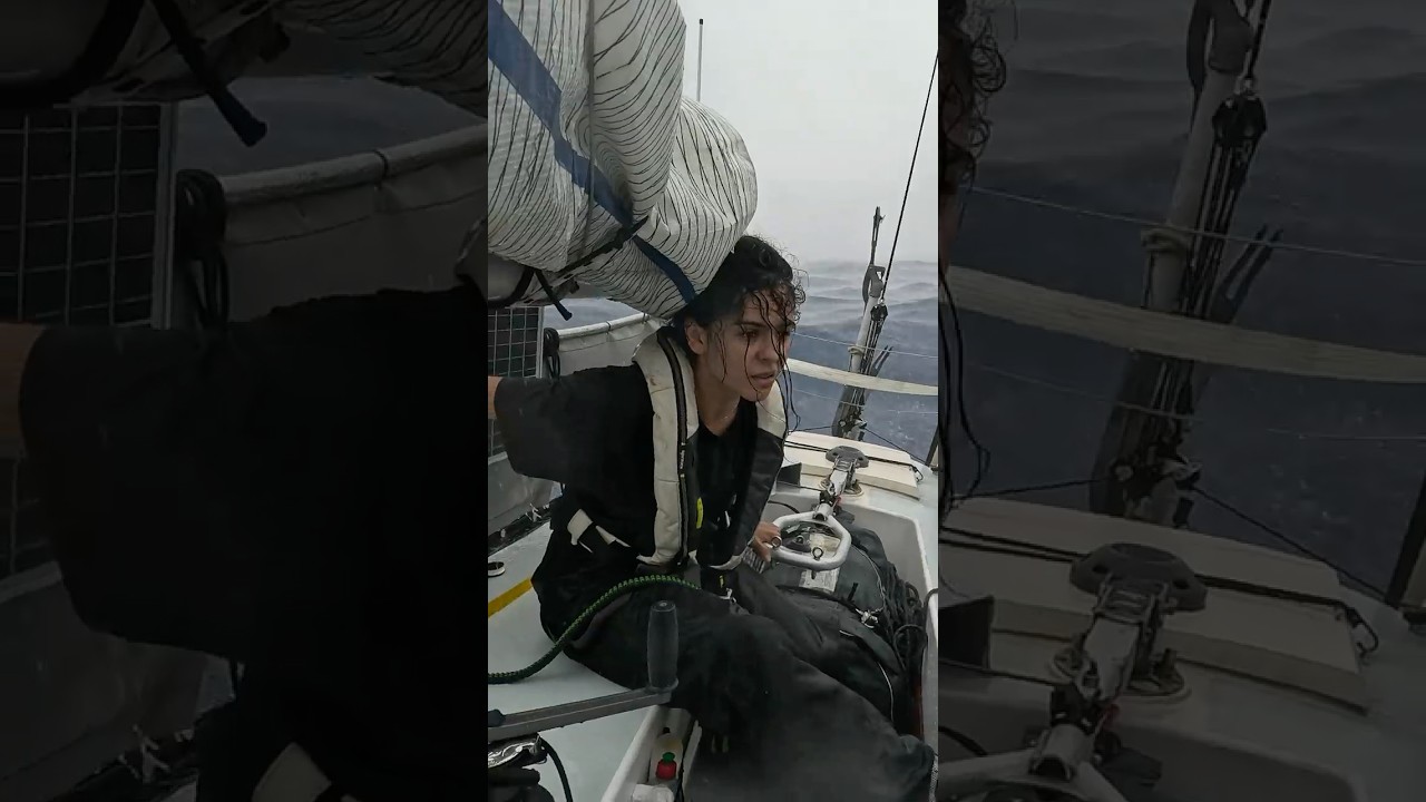 ⁣Sozinha no Atlântico por 29 dias