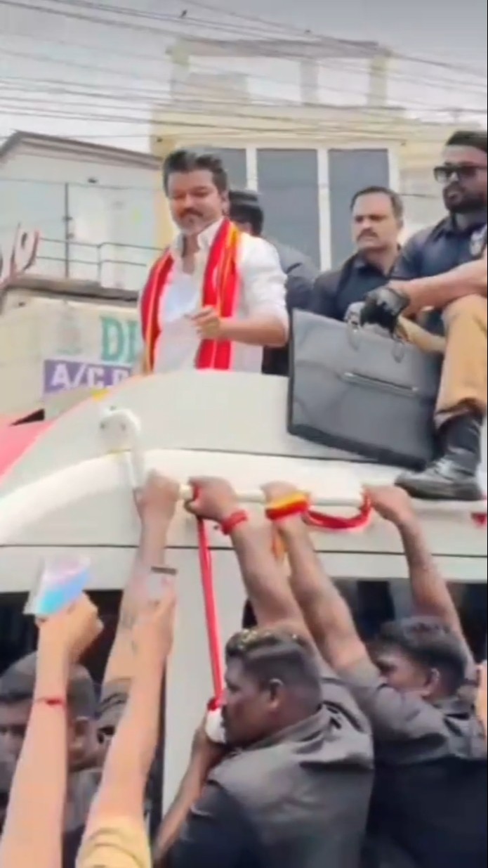 💝இதயத்தின் துடிப்பு நீ - ShareChat