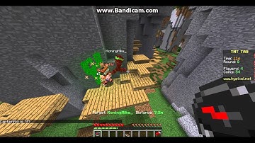 Fly hacker in TNT Tag on Hypixel  3