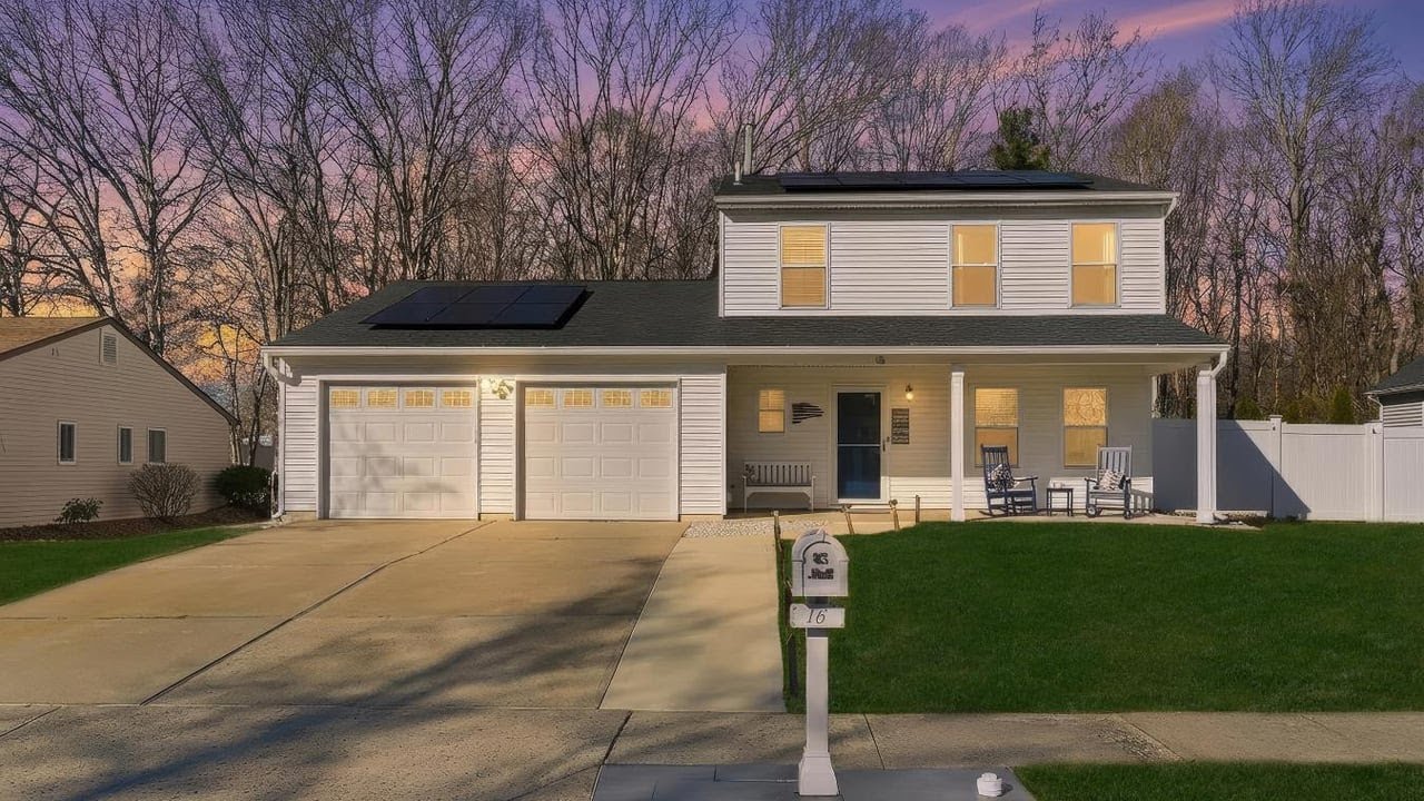 16 Snowdrift Ln, Howell Township, NJ