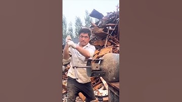 Sharing the method of decomposing gas cylinders, using good tools can improve efficiency