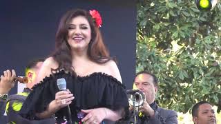 Gracielita Beltrán: Emocionante Interpretación de El Sauz y La Palma en Fiesta Broadway Los Angeles