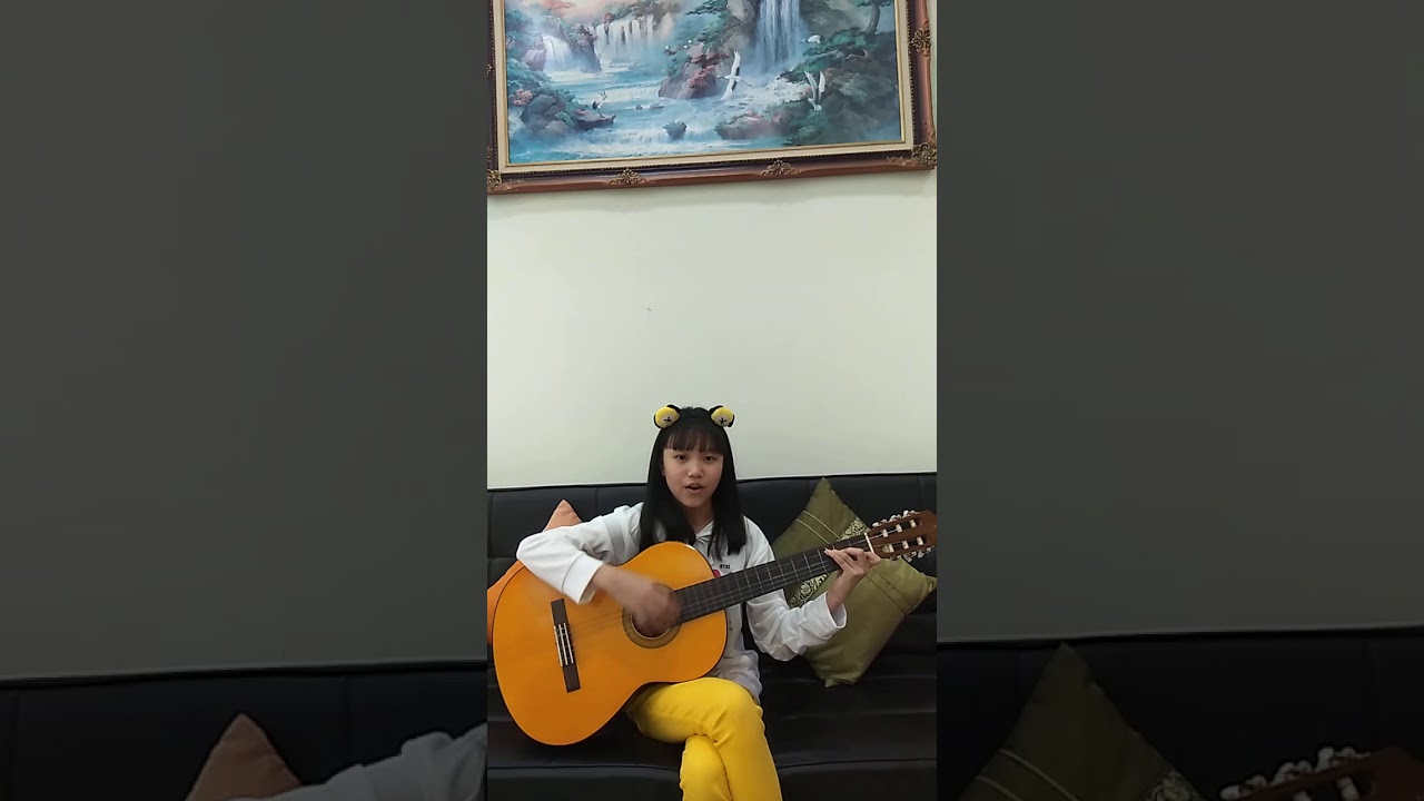 Cover Yin Xing De Chi Bang with guitar-Aillyn Vivian