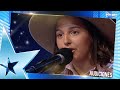 Arriba yuliana logr conquistar a todo el teatro  audiciones 2  got talent uruguay 2