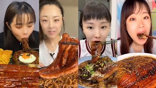 BLACK BEAN NOODLES with GRILLED EEL (鳗鱼炸酱面) || ||*Subtitled* ASMR Chinese Food Mukbang 디저트 먹방 吃播