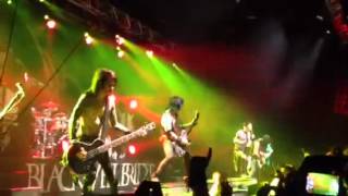 Black Veil Brides - Perfect Weapon (Manchester 19/12/13)