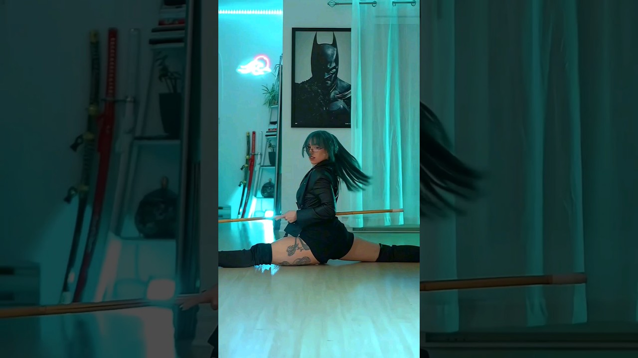 Maki Split!💚 #martialarts #jujutsukaisen #transition #flexibility