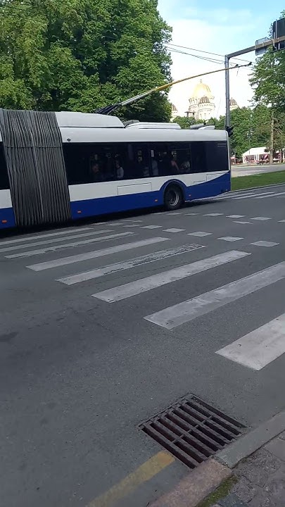 [RS] Škoda 27Tr on the trolleybus route 3 towards Sarkandaugava (Tilta ...