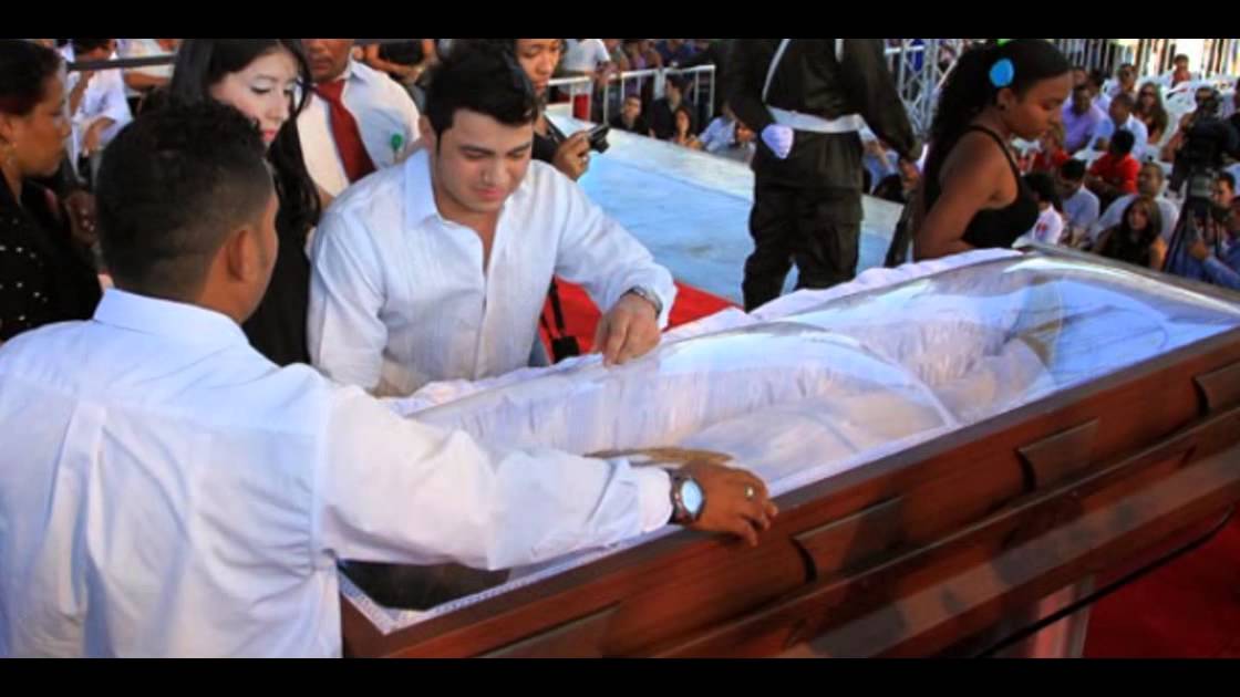 Resultado de imagen para funeral de diomedes diaz