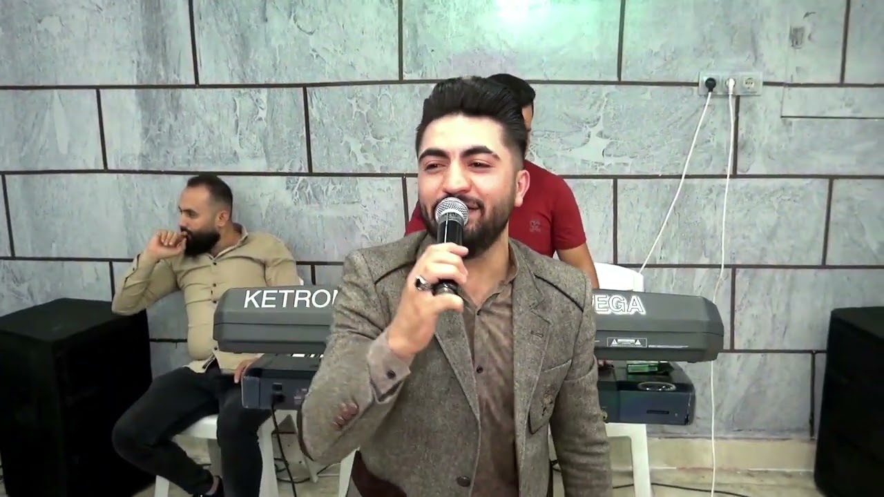 ج1 حفل زفاف العريس ايهم المحمود يحي الحفل الفنا ن حسام الامير مؤسسة الغريب 05360675680