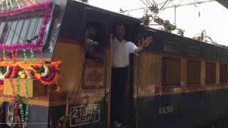 Salute to retiring loco pilot - Deccan Queen Arrival, departure from Dadar!