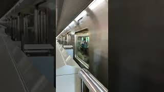 北大阪急行に乗り入れるOsaka Metro9000系愛車2編成千里中央行き発車シーン
