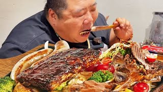 Download Lagu Monkey King takes his kids on a barbecue extravaganza, enjoying both beef cubes and sausages! MP3