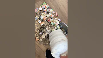 Money أكبر حصالة 
