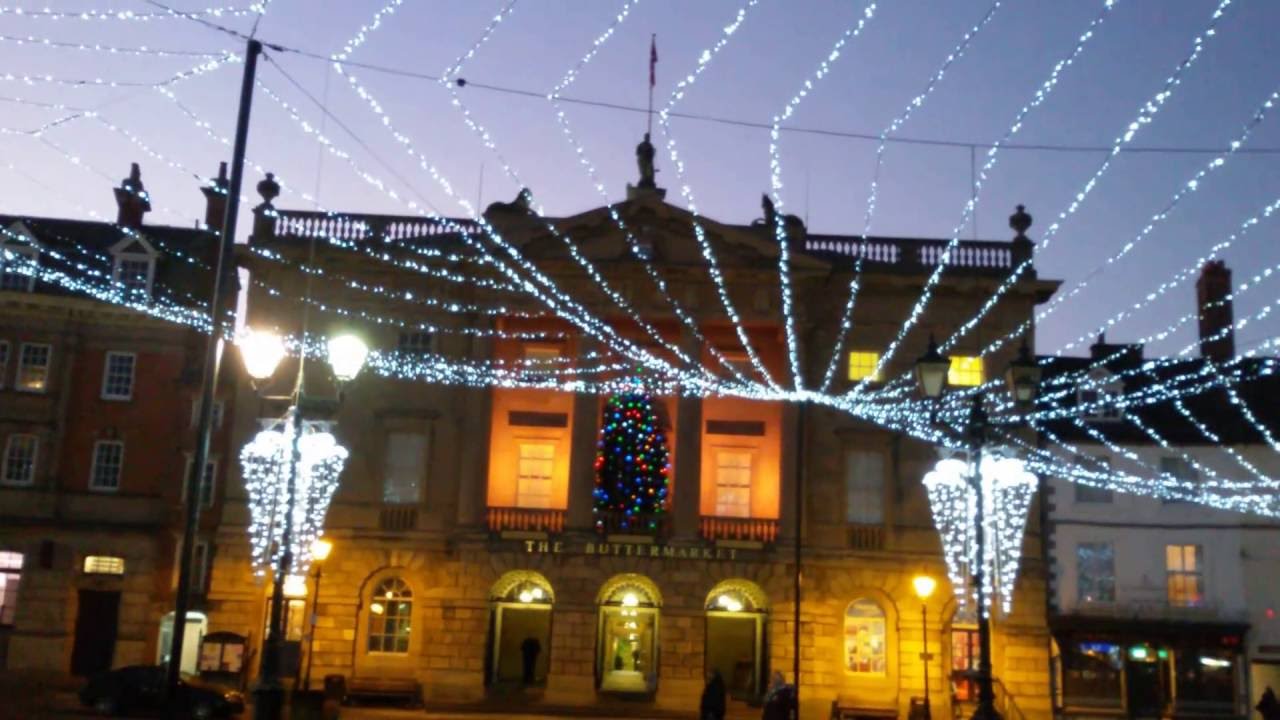 Lovely View of Newark Town Hall Xmas Season "O Christmas Tree