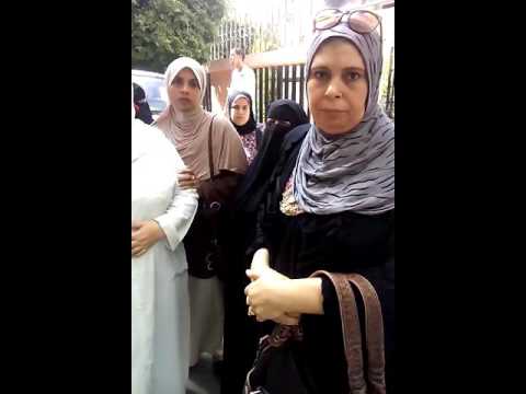 وقفة للعاملين بالماترنتية بالاسكندرية