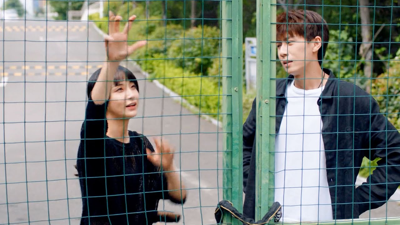 ซีอีโอเป็นโสดมานาน 20 ปี แต่ตกหลุมรักสาวปีนกำแพงเข้าโรงเรียน!