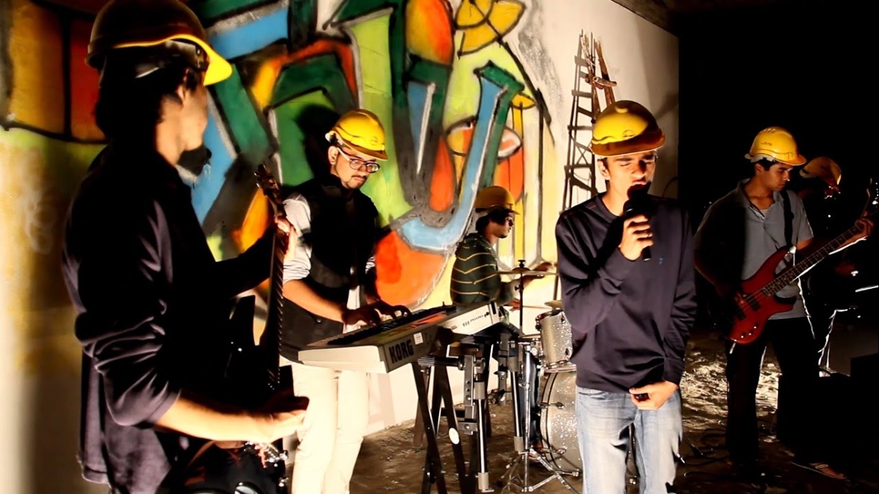 Shiv Nadar University | Rise With The Breeze 2013