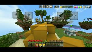 🔥 INSANE BedWars Clutch! 😱 1v4 Comeback | Minecraft BedWars PvP screenshot 2