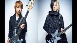 GLAY TAKUROの変わった性格について語り合うJIROとHISASHI。 GLAY TAKUR...