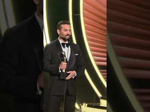 رامي سلمون يتسلم جائزة    2025 الموريكس دور