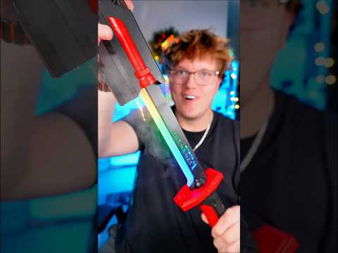 هذا السيف لا ينبغي أن يكون حقيقيا