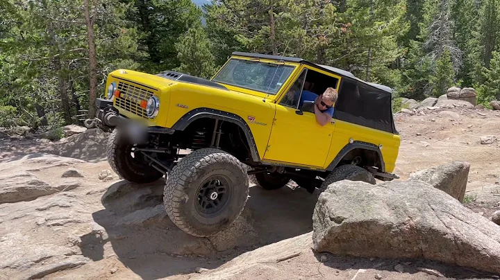 R2.8 Cummins Bronco - First time off road